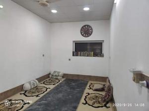 Image: smarthandimage250816020033.jpeg